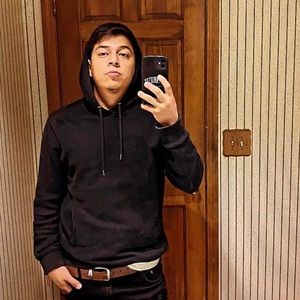 Meet your Posher, Jonathan